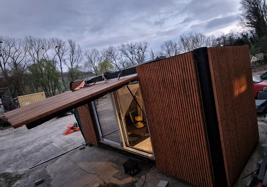 Super Schönes Tiny Haus Containerhaus voll Funktional Küche Bad Schüco Fenster Geberit Bad