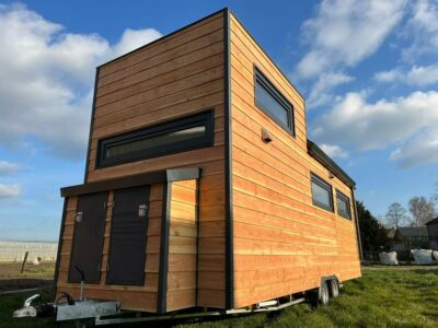 NEW: Winziges Haus auf Rädern