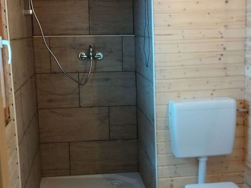 TINY HOUSE AUTARK ZIRKUSWAGEN 32 qm 5KW STROMSPEICHER TÜV 03/25