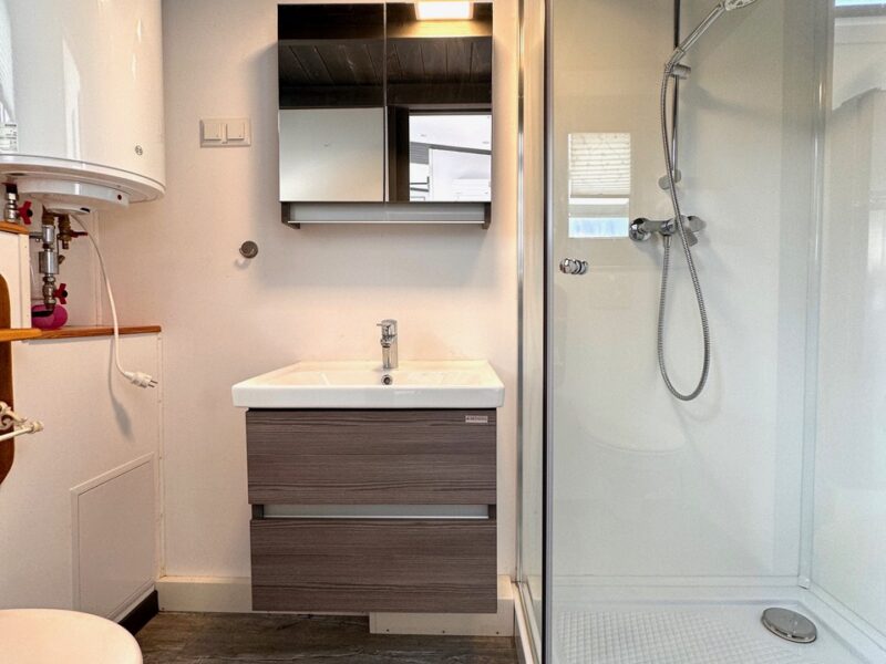 Modernes Tiny House zu verkaufen