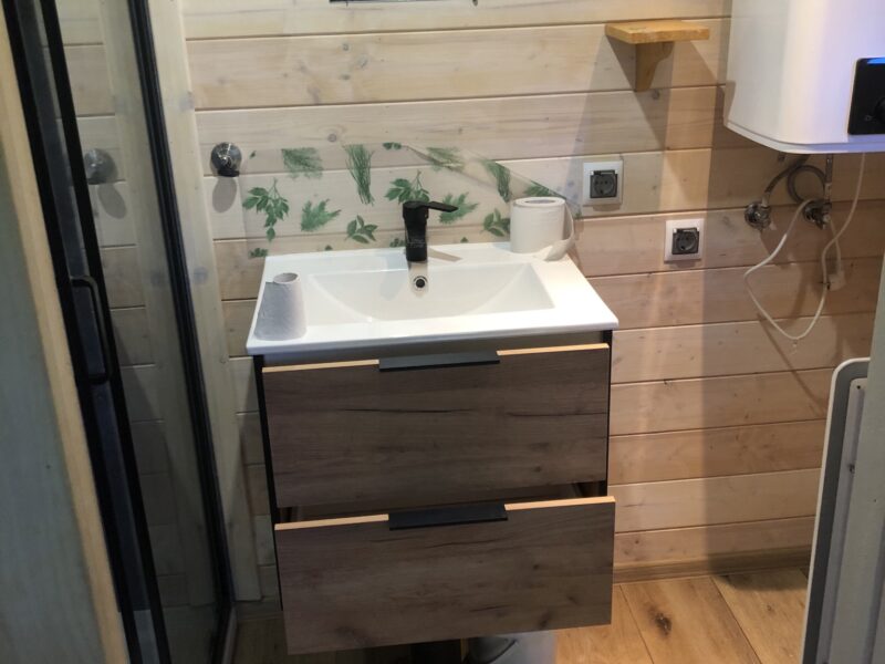 Sehr schönes, großes, helles Tiny House auf Rädern