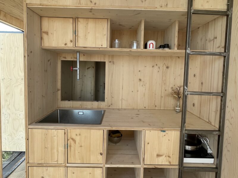 Wunderschönes, offenes Tiny House zu verkaufen