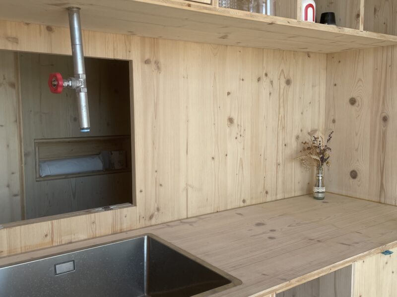 Wunderschönes, offenes Tiny House zu verkaufen