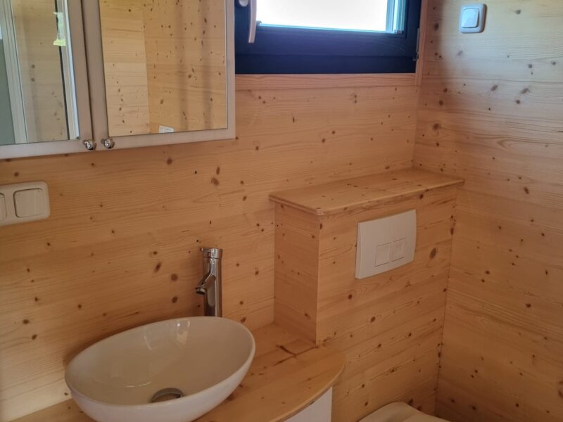 Modernes Tiny House auf Vlemmix-Anhänger – unbewohnt & hochwertig ausgestattet (VB 69.000 €)
