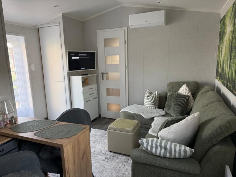 Neuwertiges 27 m² Tiny- Haus auf Trailer, mit einer TOP Ausstattung in Thüringen zu verkaufen