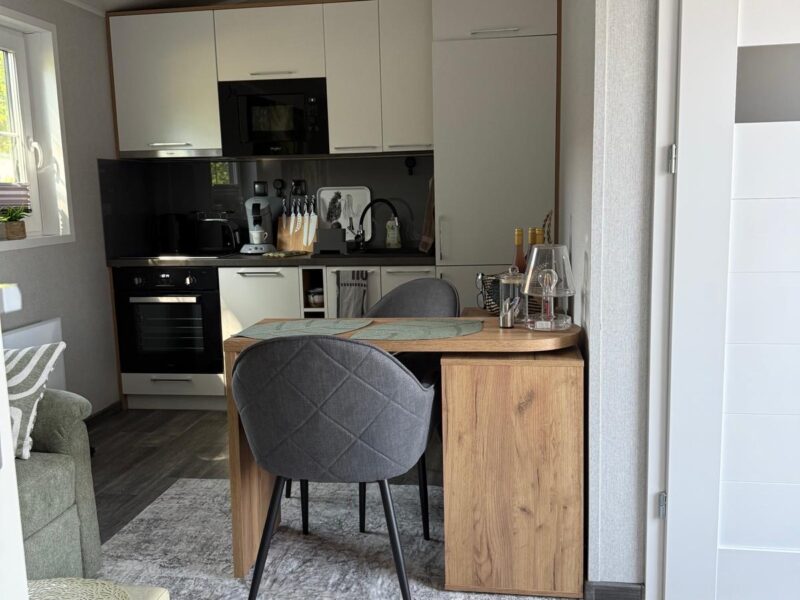 Neuwertiges 27 m² Tiny- Haus auf Trailer, mit einer TOP Ausstattung in Thüringen zu verkaufen