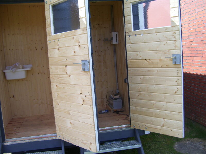 Selbst hergestelltes mobiles Freizeitheim steht zum Verkauf