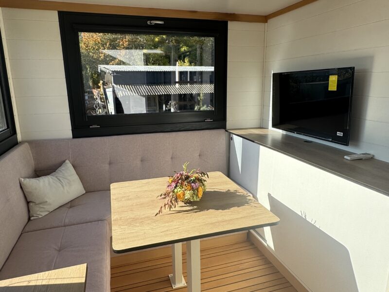 NEU PREMIUM TINY HOUSE auf Trailer | NEUWERTIG | 3,5 t | Straßenzulassung